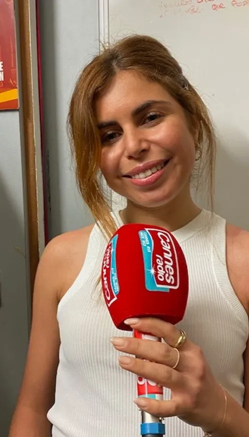 L'INVITEE CANNES RADIO : LAURIE DARMON