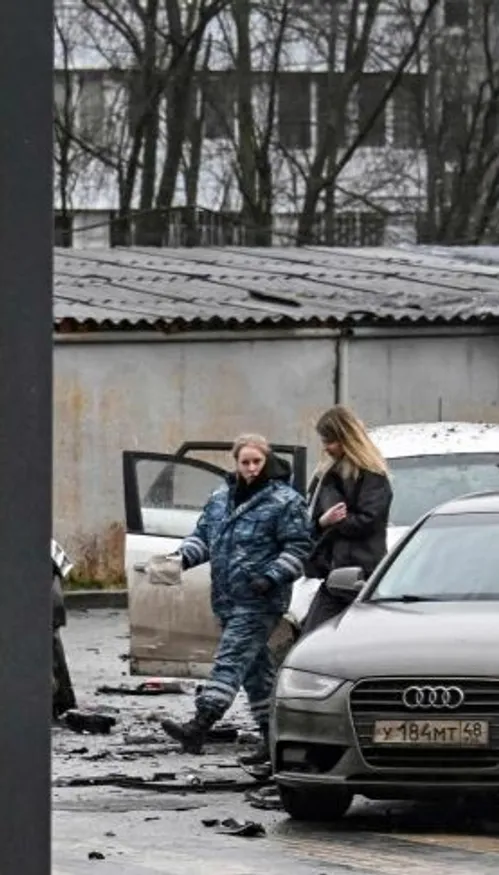 Moscou : Deux policiers tués par un engin explosif lors d’une...