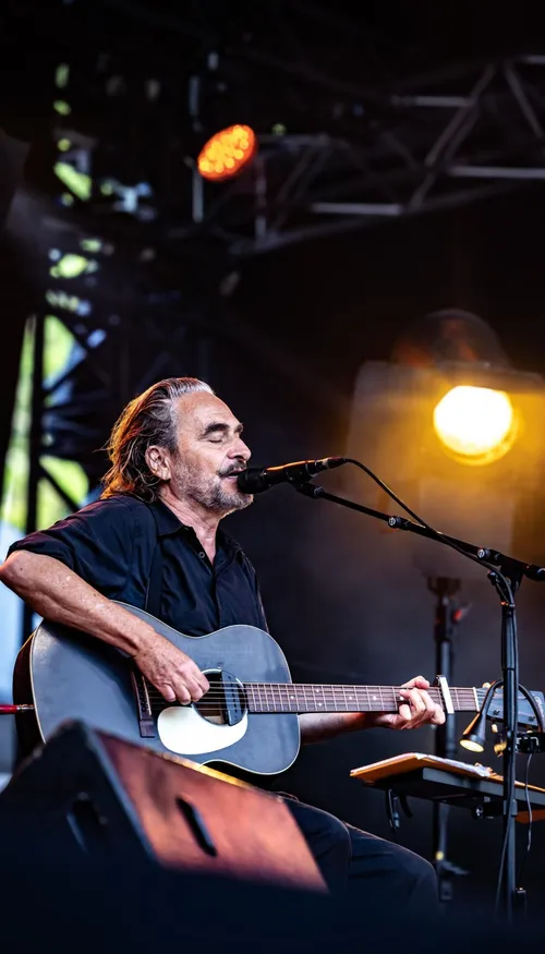 L'INVITE DE CANNES RADIO : STEPHAN EICHER
