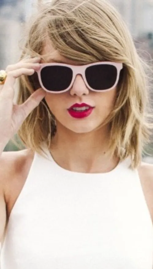 Taylor Swift domine les nominations aux American Music Awards 2026