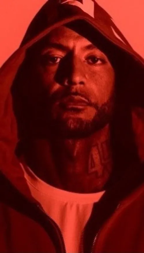 Booba enrichit « Blanco Nemesis » avec cinq titres inédits