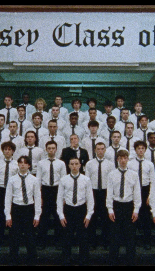 “Storm” : le clip choc de Romain Gavras qui secoue Internet