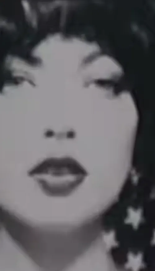 Violet Grohl dévoile ses premiers singles "Thumb" et "Applefish"