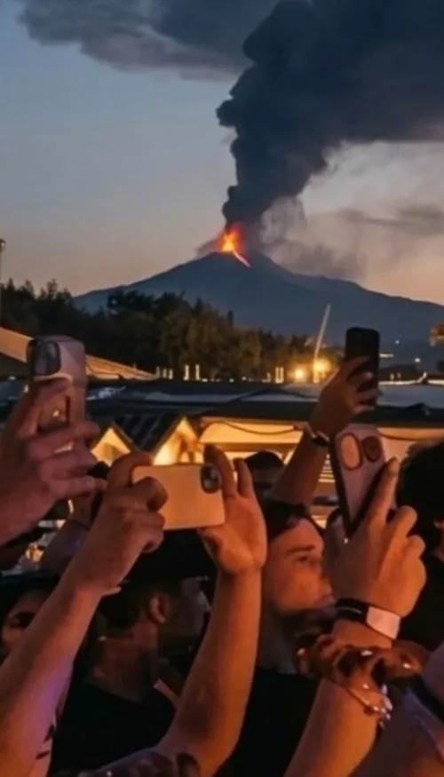 Sicile : un volcan vole la vedette au DJ !