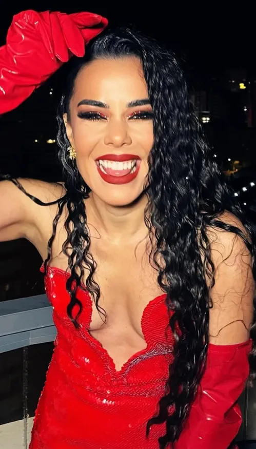 Karol G et Bruno Mars : Beatriz Luengo réclame le mariage !
