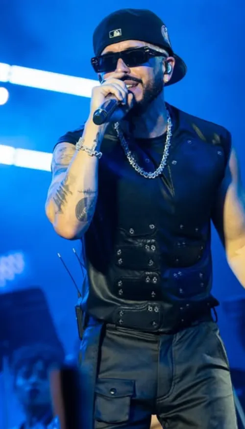 Yandel dévoile deux singles une même temps !