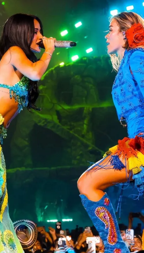 Karol G & Becky G réunies sur scène !