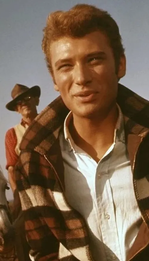 "D’où viens-tu Johnny ?" : Quand Johnny Hallyday marche dans les...