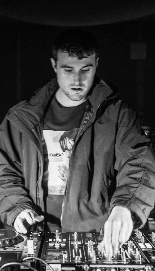 Fred Again.. balance 108 heures de live : un projet hors norme