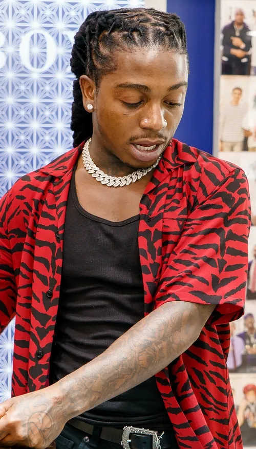 Jacquees relance Mood 2 avec Lil Baby et Kodak Black !
