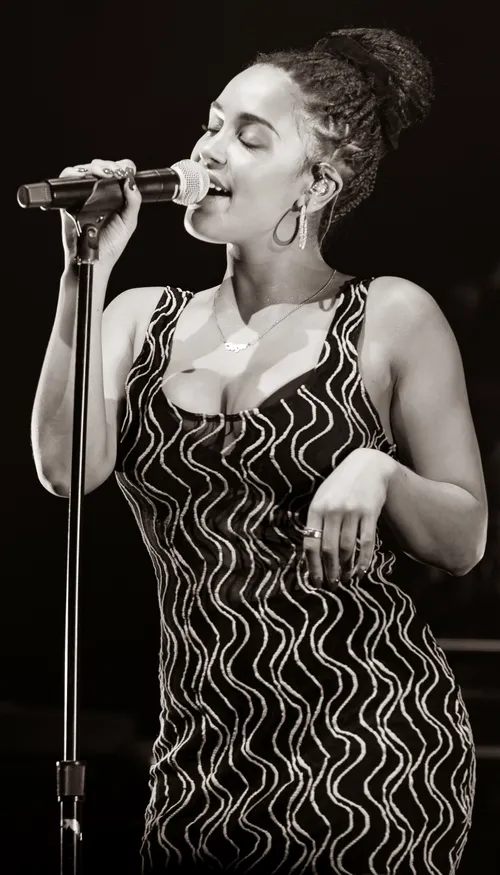 Jorja Smith dévoile « Price Of It All », un nouveau single pour la...