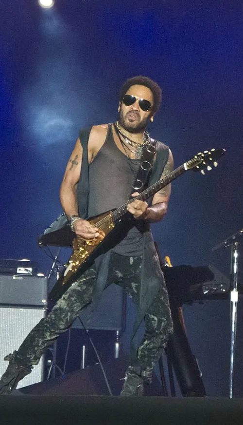 Lenny Kravitz incarnera le méchant du prochain jeu James Bond : «...