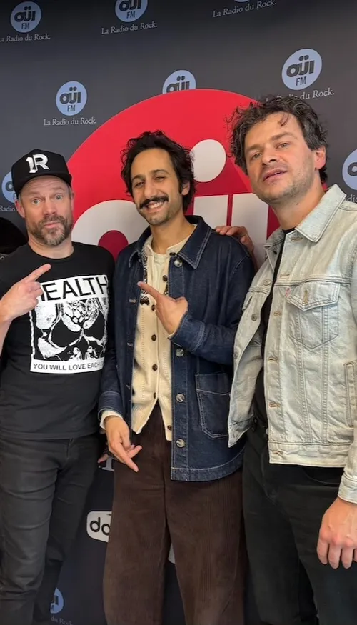 Feu ! Chatterton en session acoustique et interview sur Oüi FM