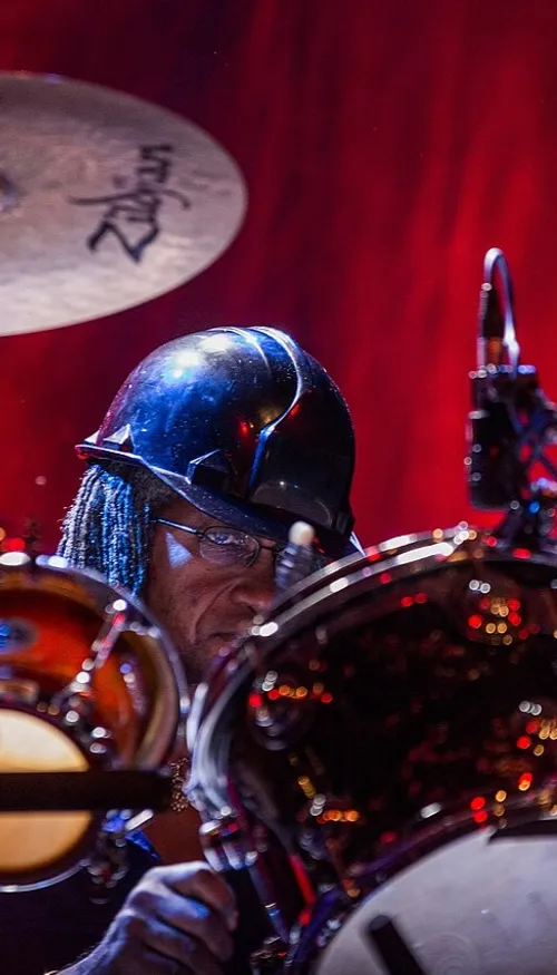 Qui était le batteur Sly Dunbar qui vient de mourir ? 