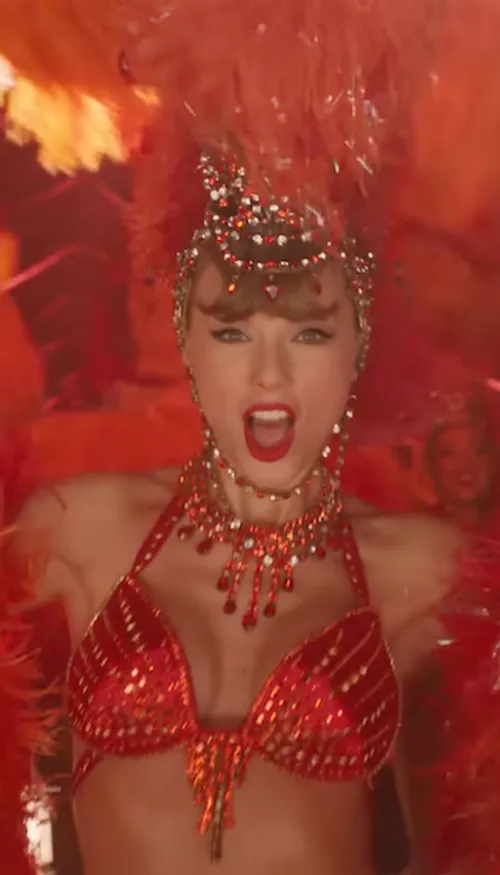 Taylor Swift accusée de contrefaçon pour son album "The Life of a...