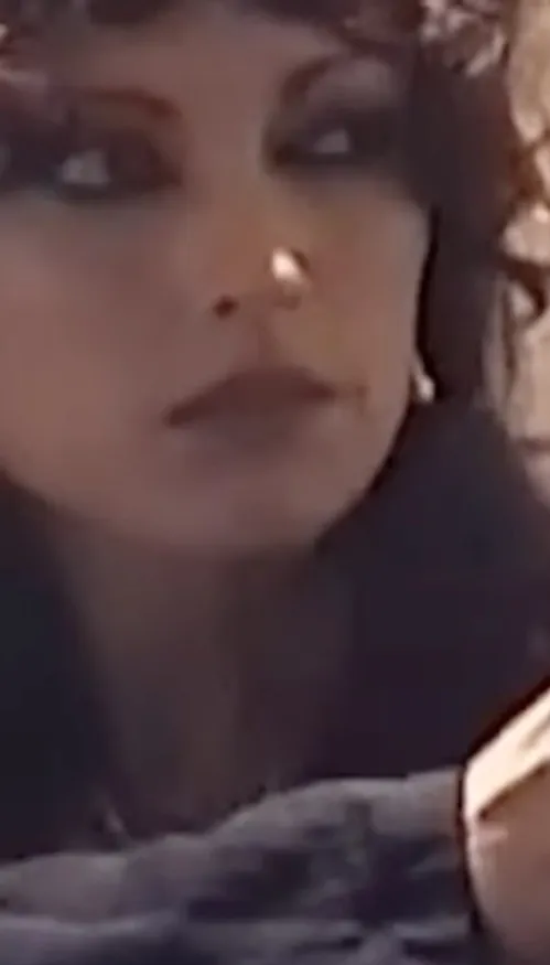 Violet Grohl dévoile "Cool Buzz", un nouvel extrait de son premier...