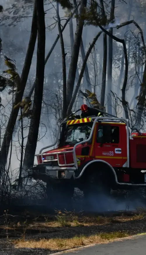 Mérignac : deux pompiers décèdent dans un incendie près de...