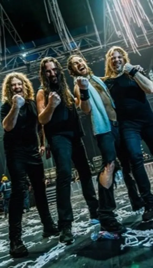 Airbourne fait chauffer l’été avec un nouvel album, un single et...
