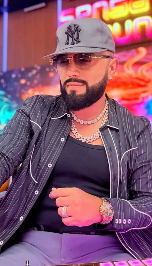  Alex Sensation réunit Farruko, Chencho Corleone et Zion