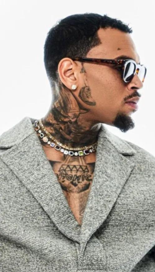 Chris Brown complète l'ère BROWN avec une réédition XXL