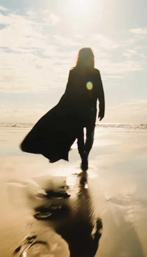 Mylène Farmer dévoile la bande-annonce spectaculaire d’Égrégore