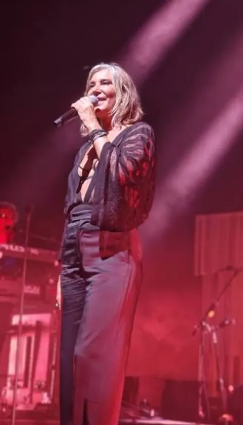 Zazie revient avec « Volatil », un album libre et lucide