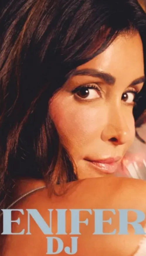 Jenifer reprend Dalida sur un nouvel album de 15 chansons