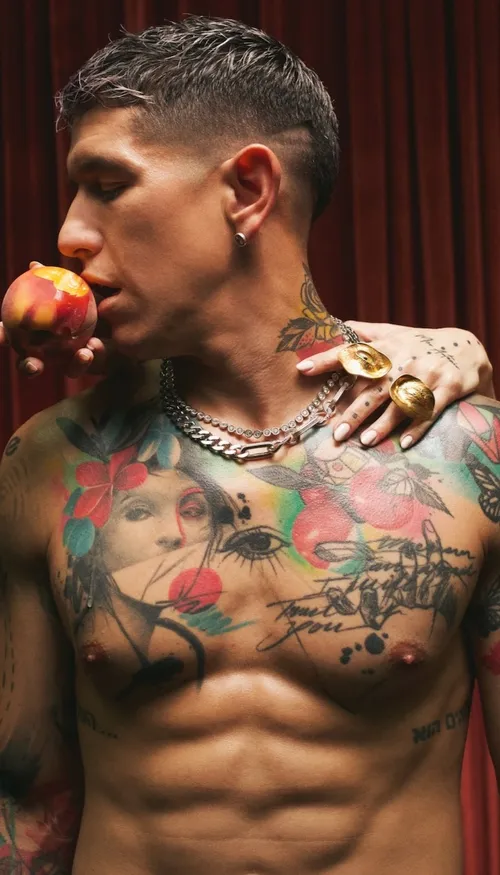 Lenny Tavárez dévoile « Juicy », un titre très sexy