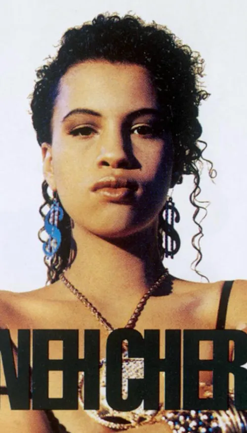 "Woman" : la réponse de Neneh Cherry au monde des hommes