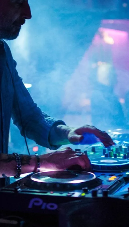 Un(e) ministre de la vie nocturne au Royaume Uni ?