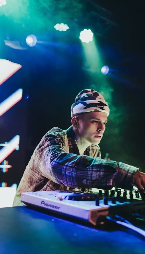 L'UGC Bercy se transforme en club