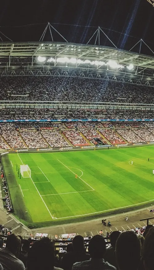 Angleterre : prescrire des billets de foot pour lutter contre la...