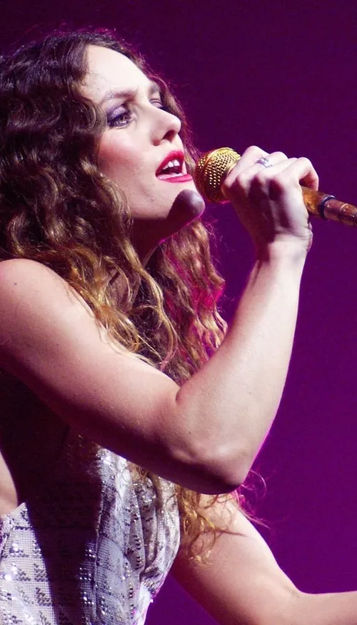 Vanessa Paradis annule son concert au Printemps de Bourges