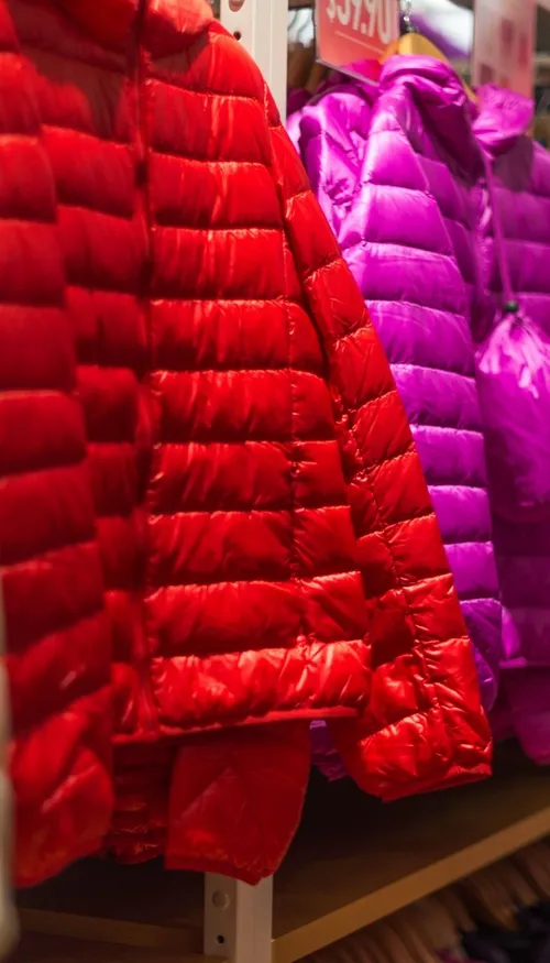 La destruction de textiles invendus bientôt interdite