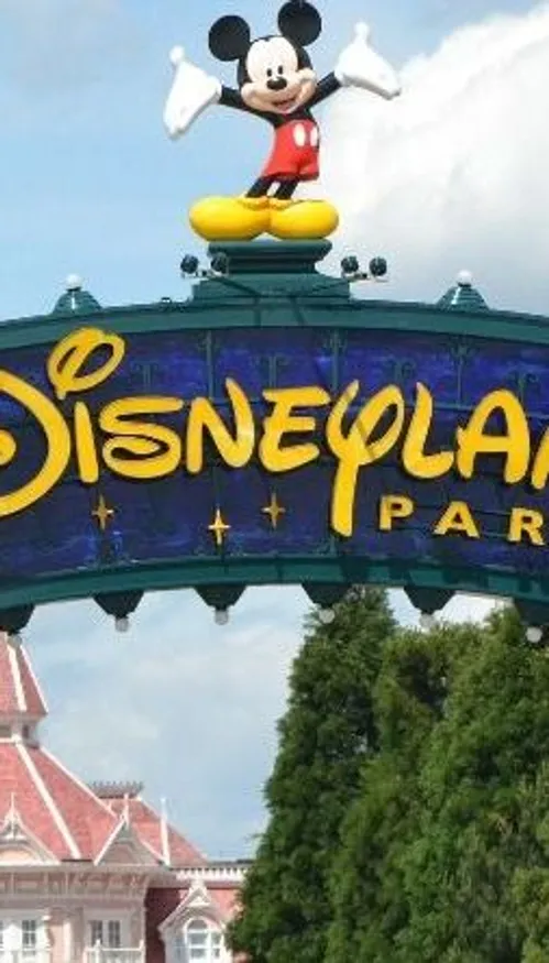 Disneyland Paris recrute à Bordeaux le 18 décembre