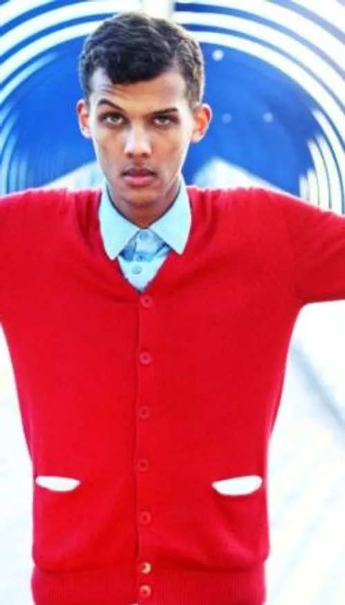 Stromae et Tove Lo signent "Des Fleurs" pour nous accompagner tout...
